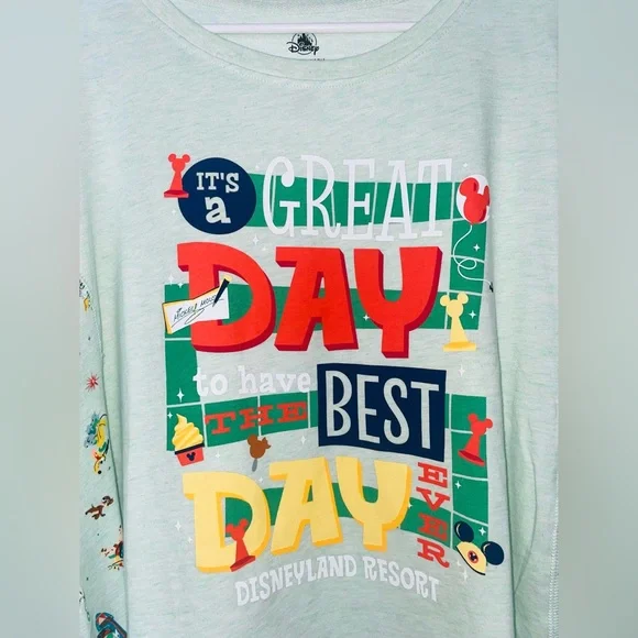 Disney long sleeve tee (S) - Picture 2 of 6